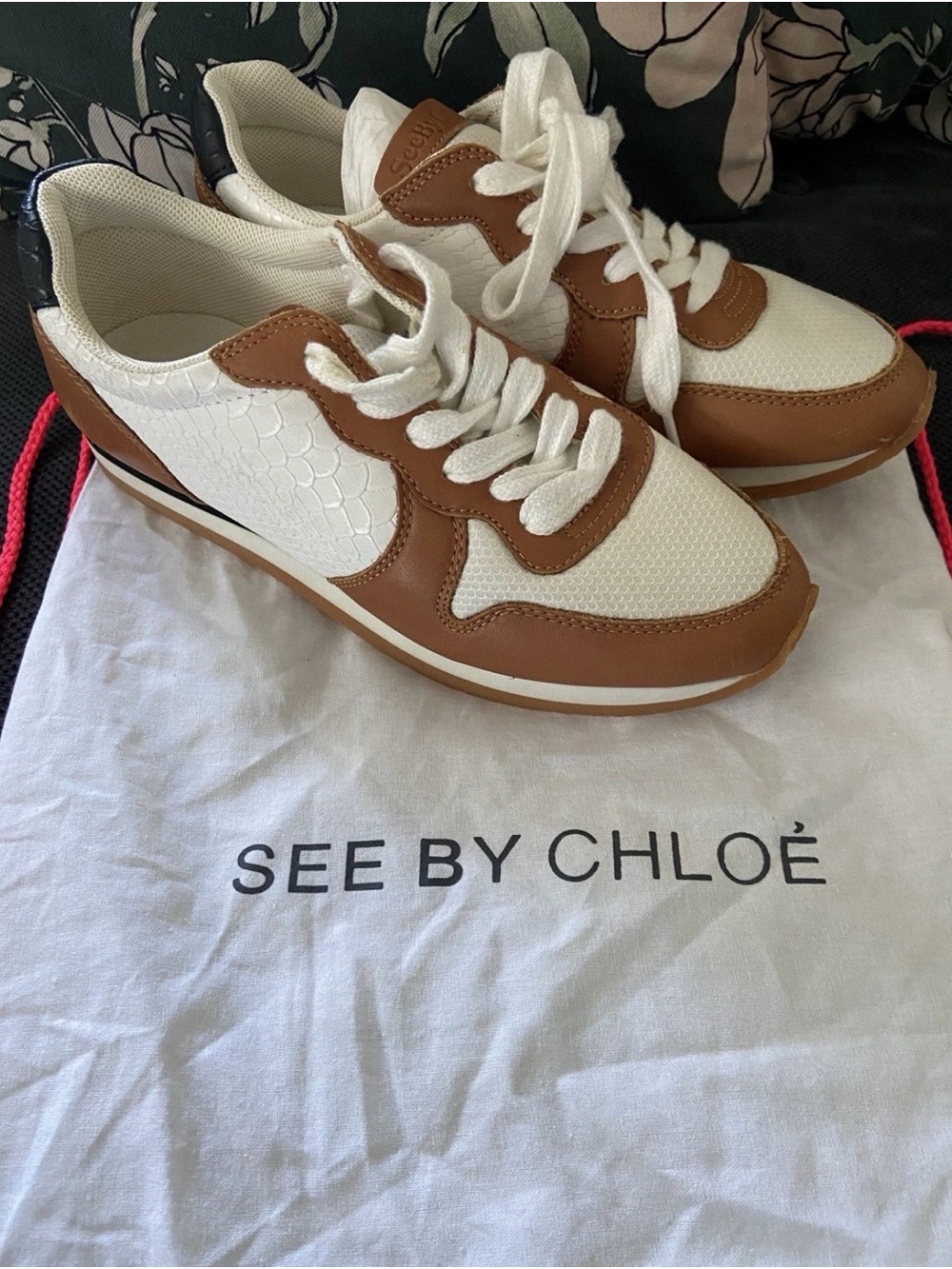 See by Chloé White & Brown Leather Sneakers Size 5.5 - Picture 2 of 7